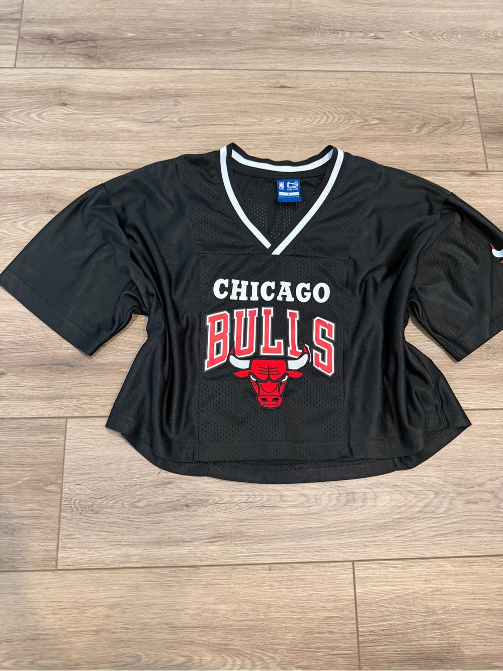NBA Chicago Bulls Women's Black and Red Mesh Crop Jersey